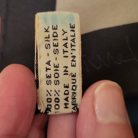 Louis Vuitton Rare Vtg LeWitt Scarf - Picture 4 of 6